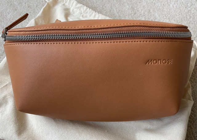 MOnOS Metro Sling (Saddle Tan) - Brand New in Other in Markham / York Region