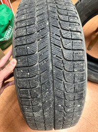 225/60R17 Michelin X-Ice Xi3 Tire