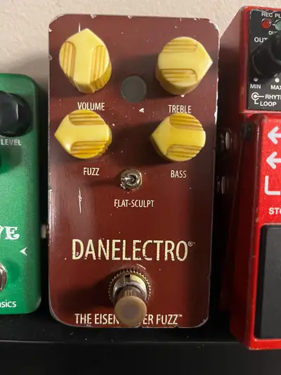 Danelectro Eisenhower fuzz, View more