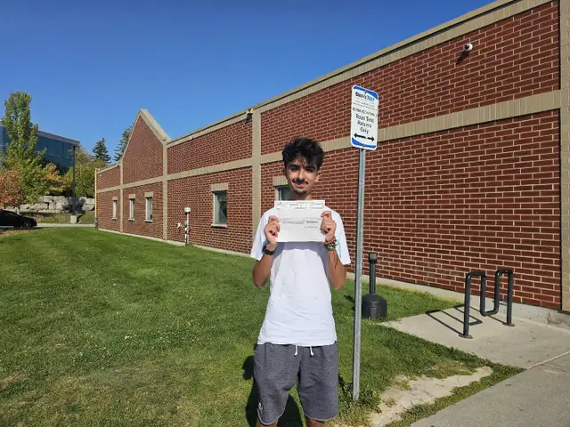 DRIVING LESSONS/ INSTRUCTOR/ CAR AVAILABLE FOR ROAD TEST 64556781663234123