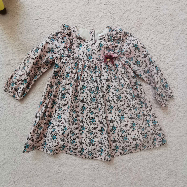 Free little girl dress  in Clothing - 2T in Mississauga / Peel Region - Image 2