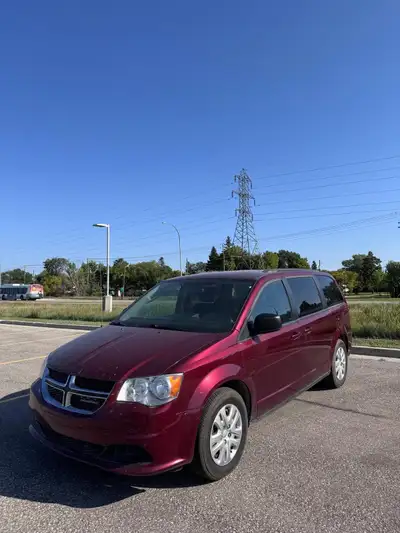2018 Dodge Grand Caravan Clean title Saftied Stow and go Low kms