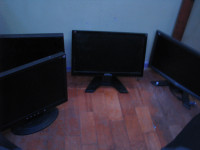 4 Monitors
