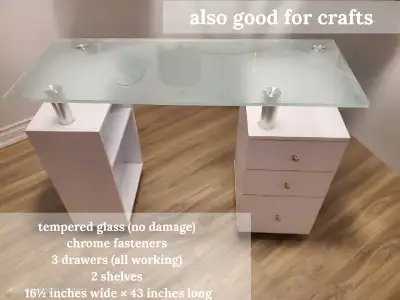 • on casters • purchased frm Nails R Us in 2018 • pickup only • also available on Marketplace • Park...