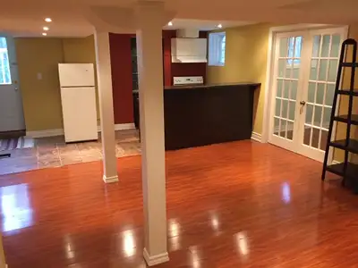 Beautfully Renovated Basement Apt - 2 Bdrm - 2X Parking