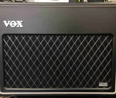 For sale is a VOX TB35C2 “Tony Bruno Design” combo in excellent condition with very low hours. This...