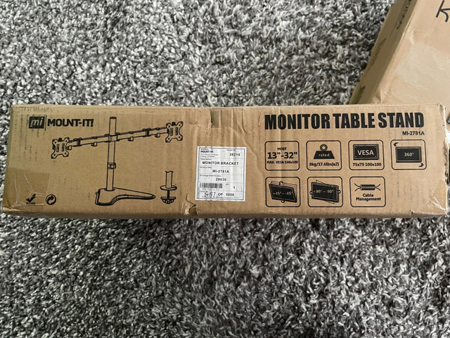 Mount-it MI-2781A monitor table stand  in Other in Kitchener / Waterloo - Image 2
