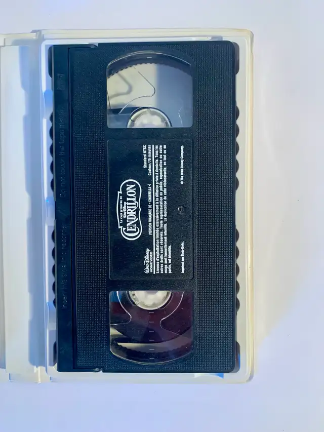 Disney VHS Tapes in CDs, DVDs & Blu-ray in West Island - Image 6
