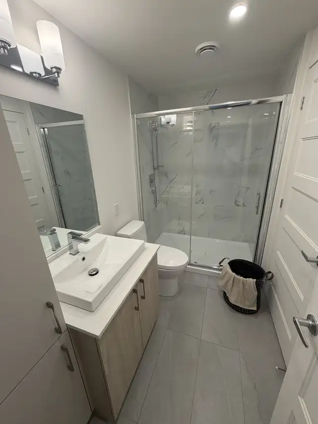 Condo tout neuf disponible immédiatement | Long Term Rentals | Laval ...