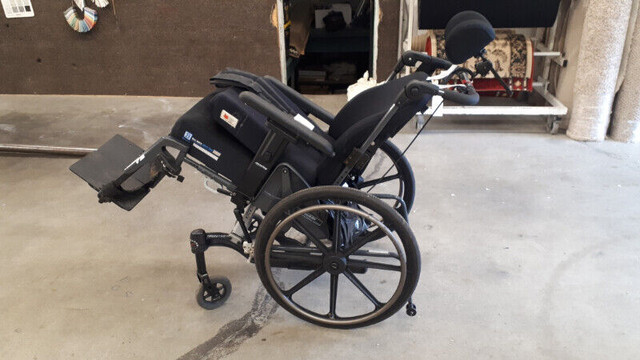 wheelchair in Health & Special Needs in Napanee - Image 2