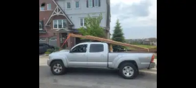 2007 tacoma, keeps overheating, and i dont know why. Good for fixing or parts. As is. Might be a ser...