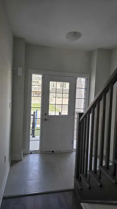 115 Mceachern Ln, Gravenhurst, Ontario P1P0H8 - 4 bedroom House. - 2 Full Washrooms + 1 powder room....