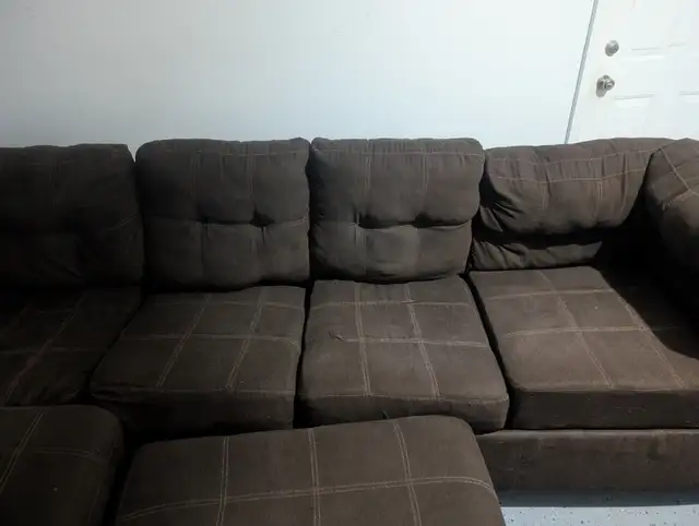 COUCH-CAN DELIVER-SECTIONAL WITH OTTOMEN in Couches & Futons in City of Halifax - Image 5
