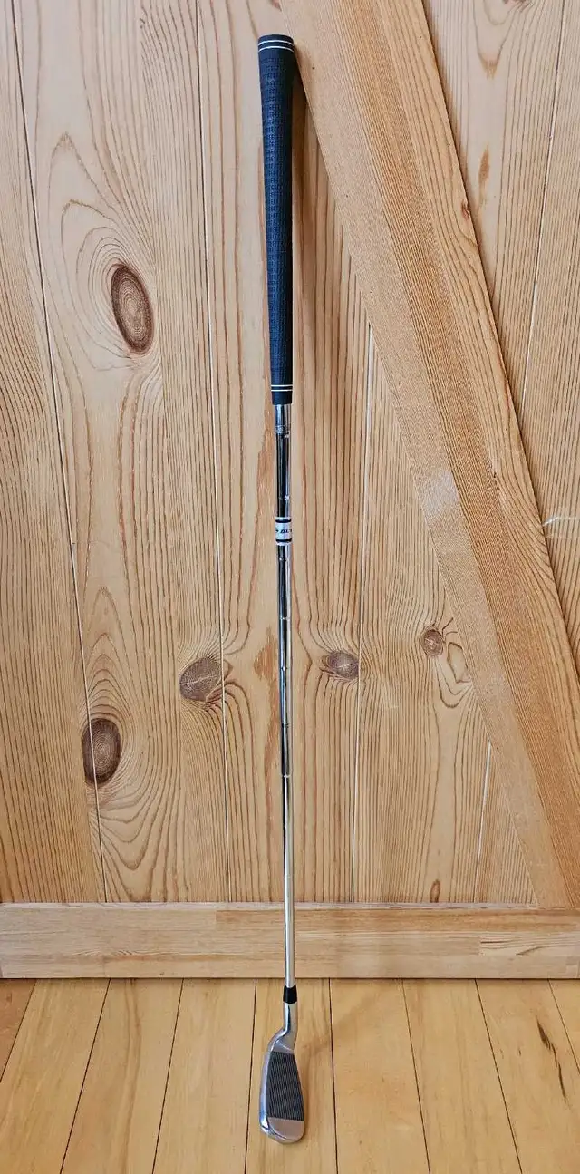 Dunlop Powerlift Golf 9 Iron 9 in Golf in Ottawa - Image 3