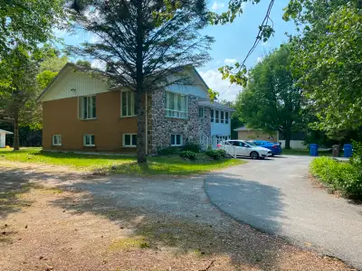 Large apartment for rent in Vaudreuil