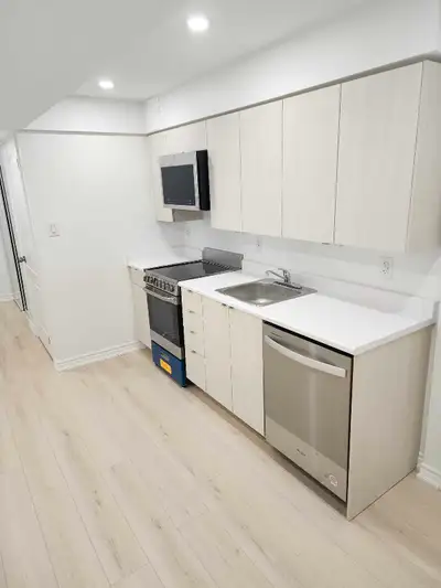 Bright 2 Bed Basement Apartment