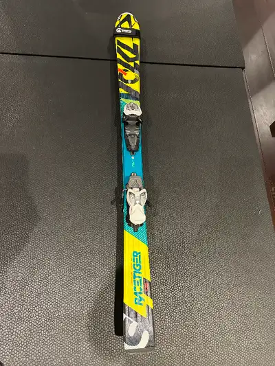 - Made in Germany Volkl RaceTiger skis - size 130 (88/69/109) - Marker bindings included
