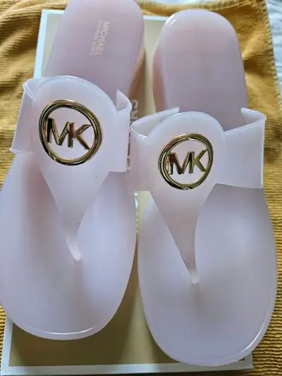 Michael Kors Sandals Hannah Jelly T-Strap Sandal- Size 10 New, View more