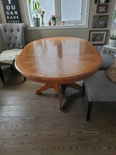 table with 1 leaf, View more