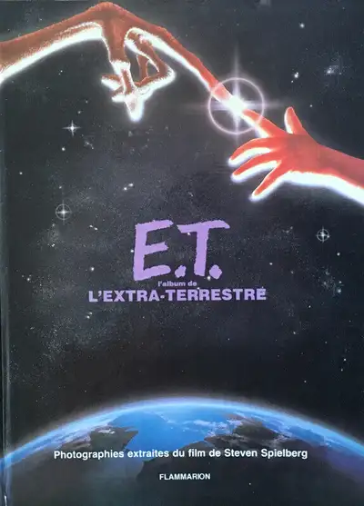 E. T. l’album de l’Extra Terrestre, View more