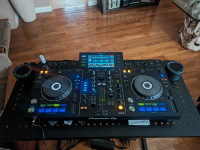 Xdj-RX in mint condition w/QuickLok DJ-233 fold flat table