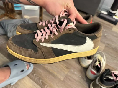 Jordan 1 Retro Low OG SP Travis Scott Mocha, View more