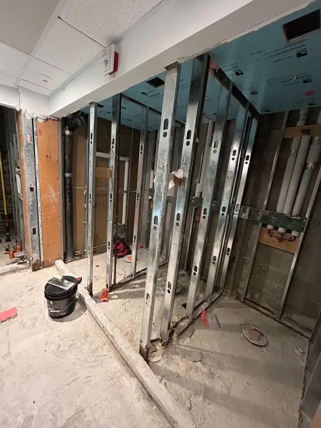 Drywall, tapping, madding, painting 566985243346882562