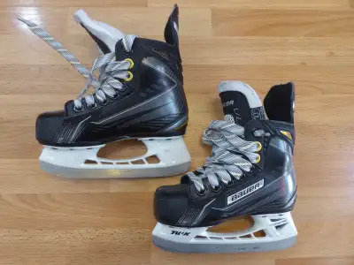 Bauer Hockey Skates like new, View more