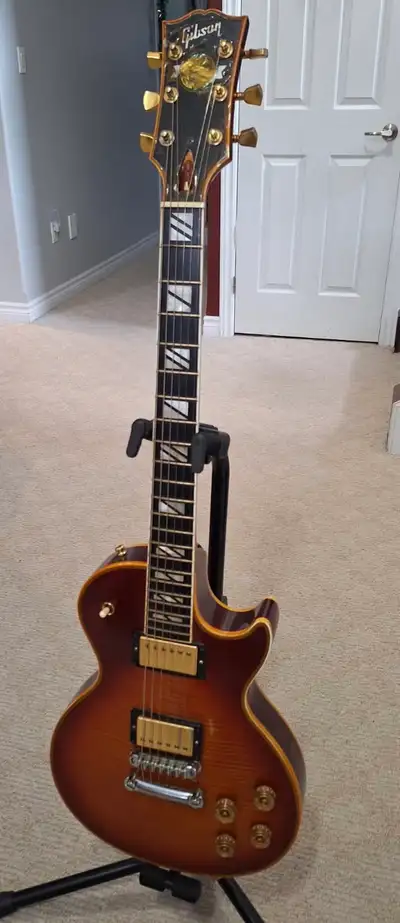 2005 Gibson Les Paul Supreme, View more