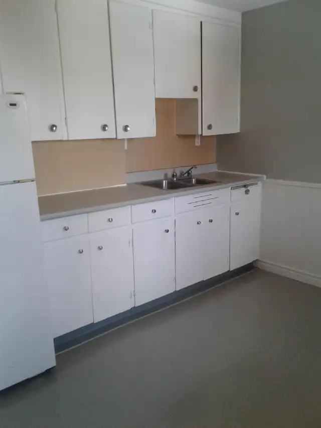 1 bedroom plus den in Long Term Rentals in Saint John - Image 9