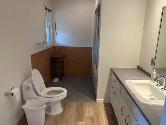 Rooms- 5 minutes walk to UW in Room Rentals & Roommates in Kitchener / Waterloo - Image 7