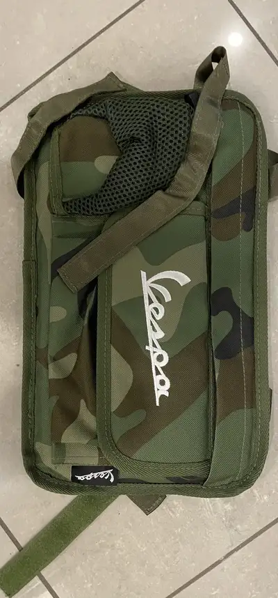 for Vespa Scooter GTS LX LXV Sprint Primavera 125 150 200 250 300 GTS250 GTS300 Waterproof Glove Bag...