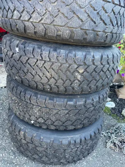 used winter tires, size 215/65R16