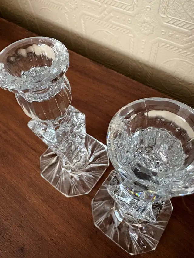 Exquisite Vintage Pair Set Cut Lead Crystal Candle Sticks in Arts & Collectibles in Longueuil / South Shore - Image 4