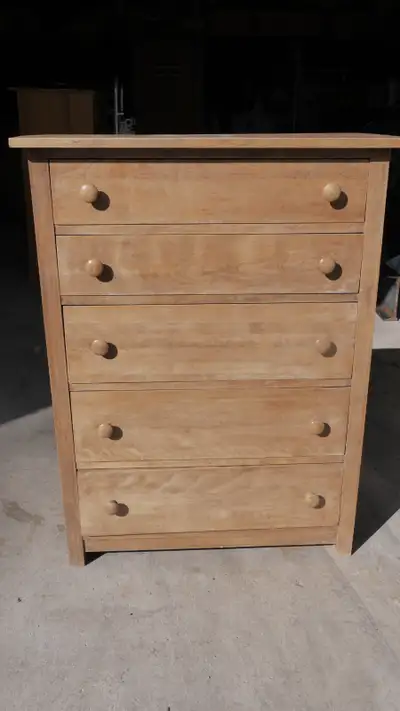 Commode 5 tiroirs, View more