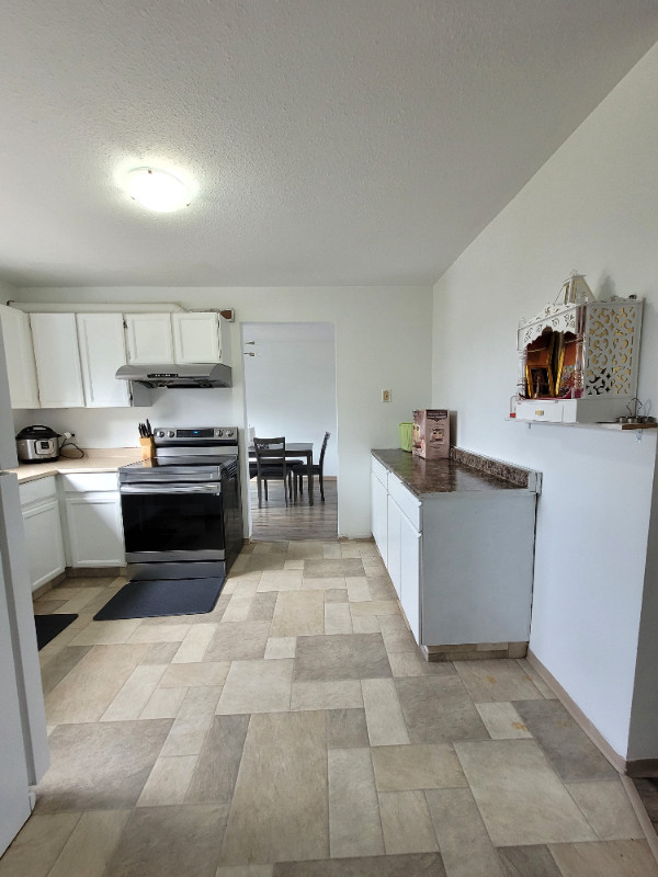 3 bedroom 1 full bath and 2 half bath duplex Long Term Rentals