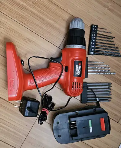Black & Decker 18V Cordless Drill Kit w/ Case & Bits, View more