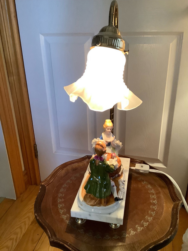 Antique Victorian Meissen Style Porcelain Lamp on a Marble Base in Indoor Lighting & Fans in Belleville - Image 3