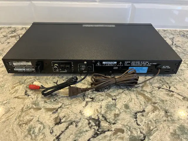 Akai tuner AT-A301 tuner in Stereo Systems & Home Theatre in Gatineau - Image 4