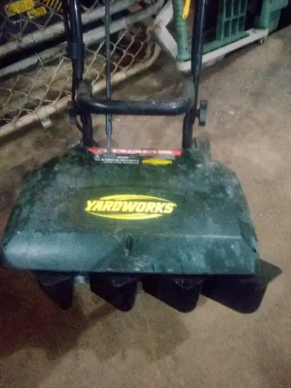 Snow blower in Snowblowers in Stratford - Image 3