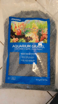 Aquarium gravel / substrate