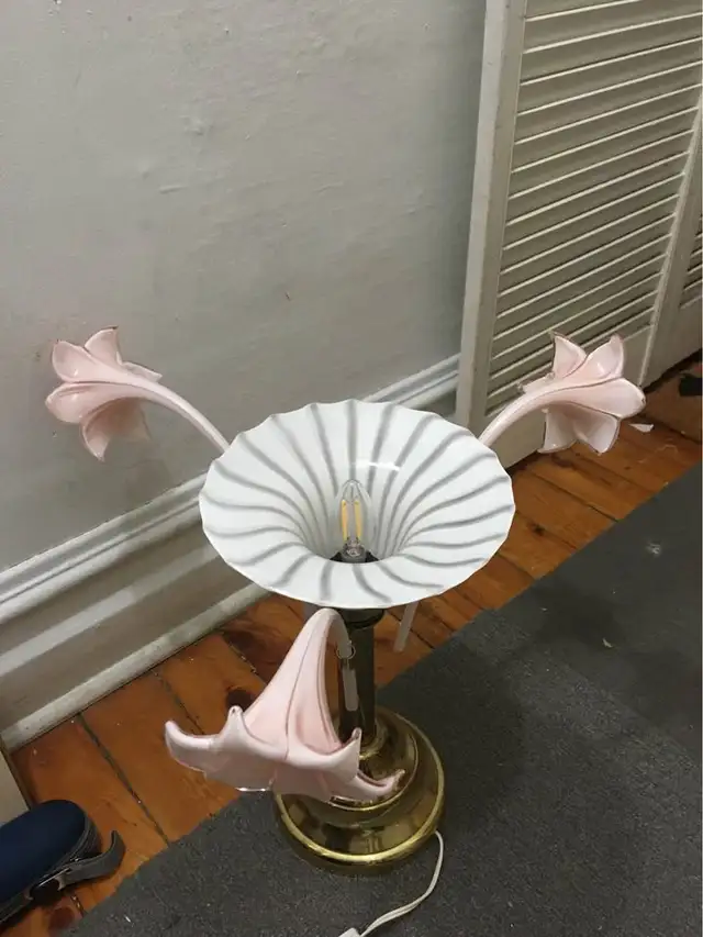 2 Mid Century Murano Glass Brass Tubular Table Lamps - $500 FIRM in Indoor Lighting & Fans in City of Montréal - Image 8