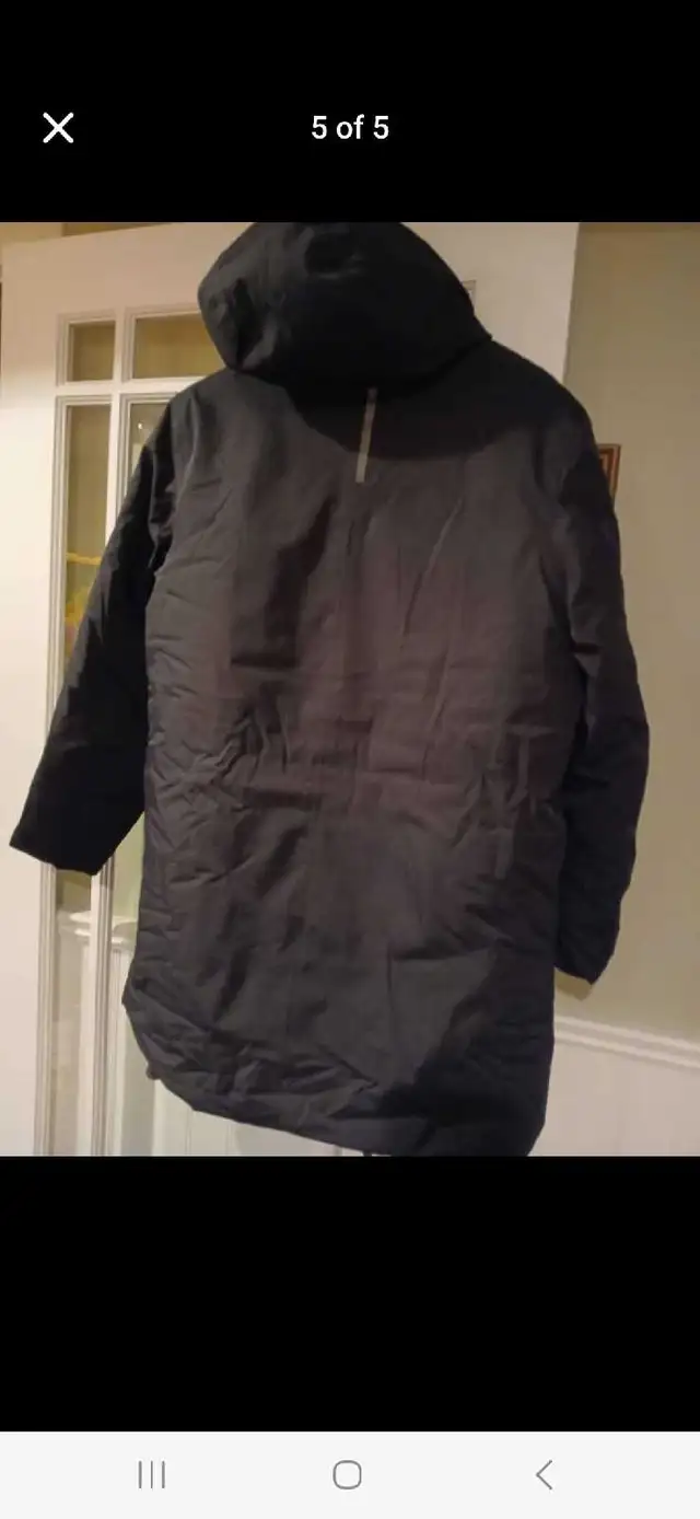 Winter Jacket Women Large NEW in Women's - Tops & Outerwear in Calgary - Image 3