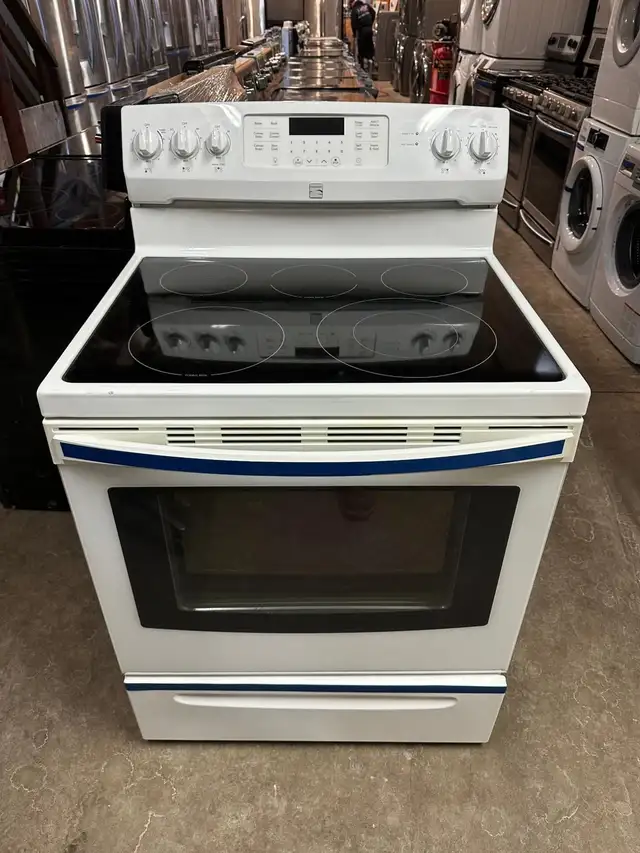 30” KENMORE ELECTRIC STOVE WHITE CONVECTION OVEN  in Stoves, Ovens & Ranges in City of Toronto - Image 2
