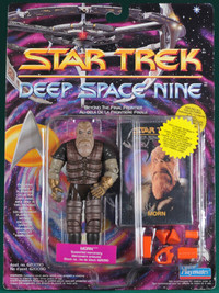 Star Trek: Deep Space 9 "Morn" action figure by Playmates