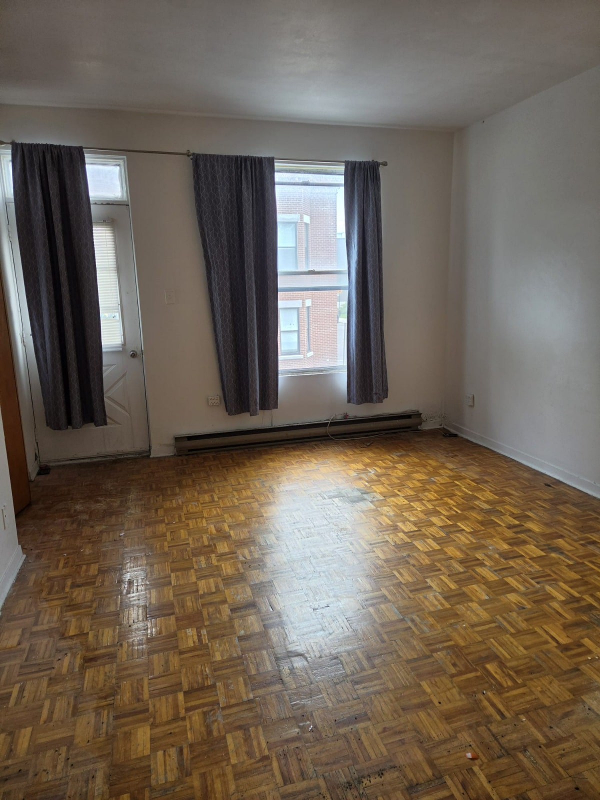 Beau 3 ½ à louer à Pointe-Saint-Charles - 1 190 $ - électroménag — photo 1