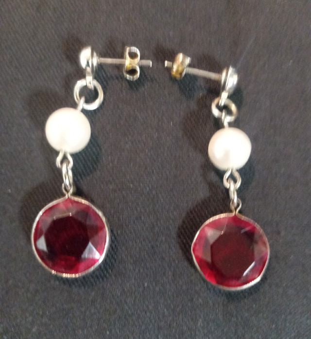 Jules women silver tone pearls sapphire  crystal earrings in Jewellery & Watches in Belleville - Image 3