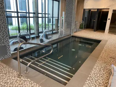 Loft entièrement meublé au cœur du centre-ville — Laurent & Clark | Occupation immédiate Vivez une e...