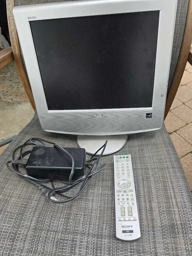 Sony Wega LCD TV