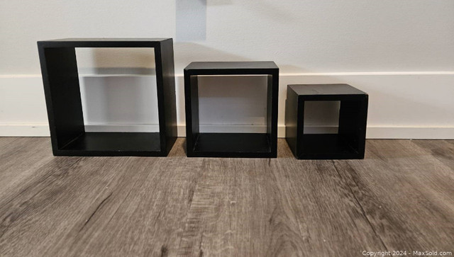 3 pack Cube shelves for wall in Storage & Organization in Kingston - Image 3